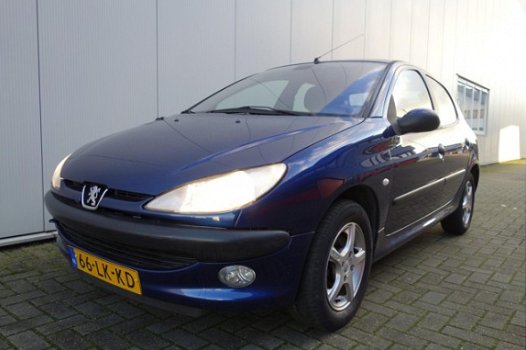 Peugeot 206 - 1.6-16V Gentry Automaat/ECC/5-deurs - 1