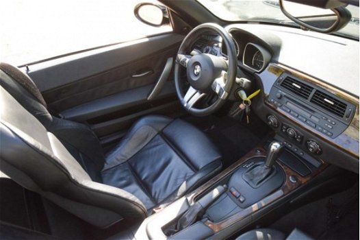 BMW Z4 Roadster - 3.0si Executive / zwart leer / sportstoelen / sport onderstel / glazen windscherm - 1