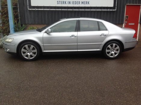 Volkswagen Phaeton - 4.2 V8 5p - 1