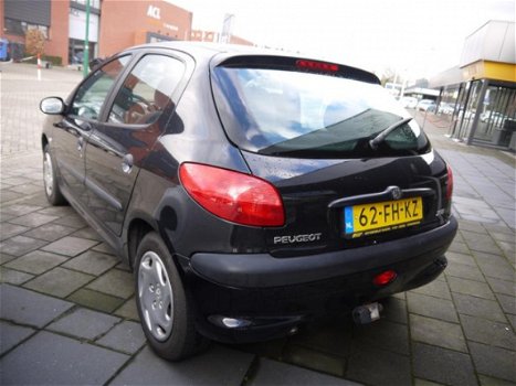 Peugeot 206 - 1.4 Gentry 5 Deurs / Clima / 134.000km - 1