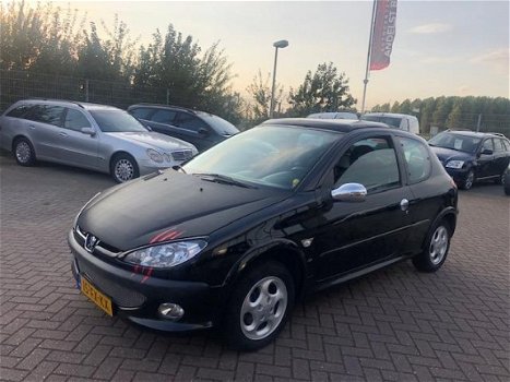 Peugeot 206 - 1.6 XS apk 10-2020 - 1