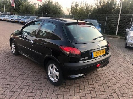 Peugeot 206 - 1.6 XS apk 10-2020 - 1