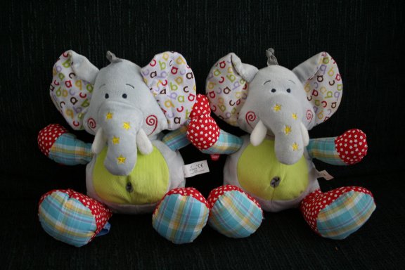 T023 – Tiamo Olifanten 25cm. - nr. 1