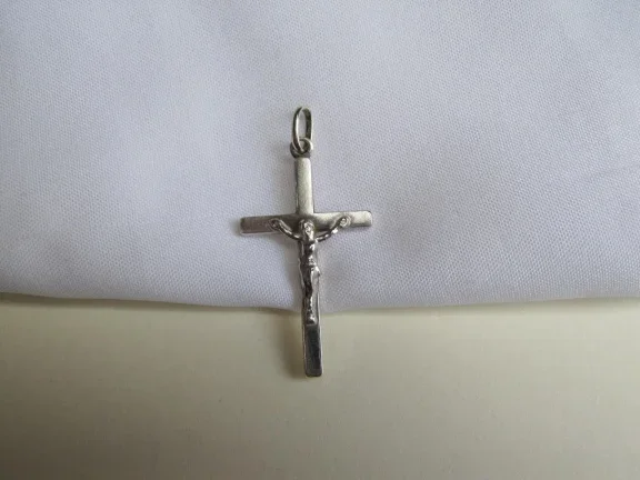 Zilveren crucifix kruisje 3.2x1.7 cm - nr. 1