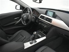 BMW 3-serie Touring - 316d High Executive / NAVI / LEDER / AIRCO-ECC / CRUISE CONTR. / PRIVACY GLAS