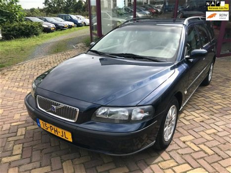 Volvo V70 - 2.4 Edition II - 1