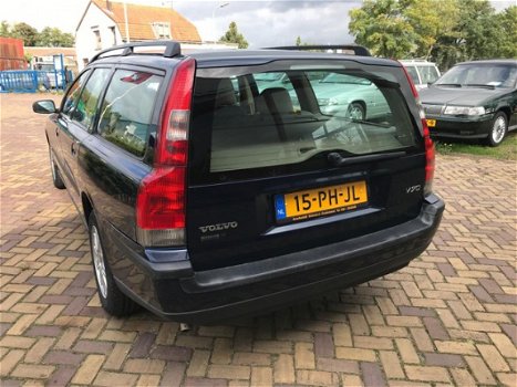 Volvo V70 - 2.4 Edition II - 1