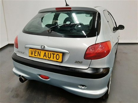 Peugeot 206 - 2.0-16V GTI Clima - 1