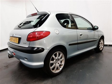 Peugeot 206 - 2.0-16V GTI Clima - 1