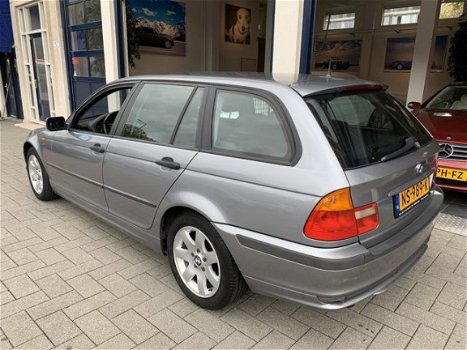 BMW 3-serie Touring - 318d Edition NIEUWE APK - 1