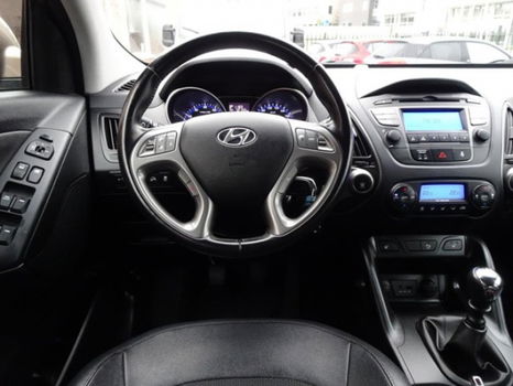 Hyundai ix35 - Climaat control / Cruise Control / Pdc / Stoelverwarming - 1