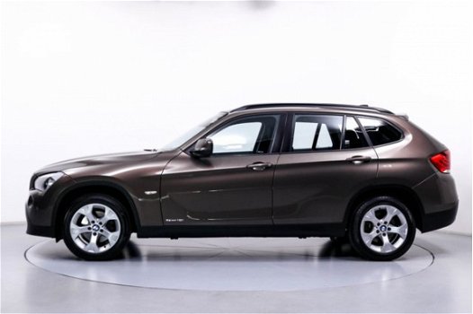 BMW X1 - 1.8i sDrive Executive Goed Onderhouden NL-Auto 150PK Navi Cruise Control ECC LMV PDC - 1