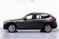 BMW X1 - 1.8i sDrive Executive Goed Onderhouden NL-Auto 150PK Navi Cruise Control ECC LMV PDC - 1 - Thumbnail