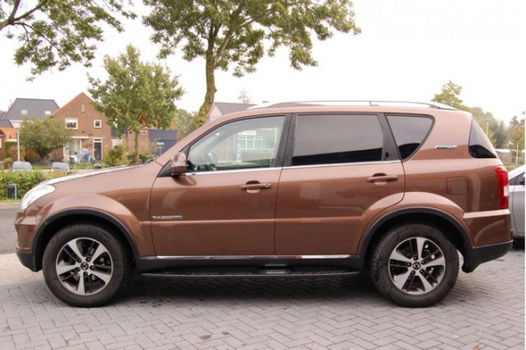 SsangYong Rexton - RX 200 SAPPHIRE | AUTOMAAT | GRIJS KENTEKEN | TREKHAAK - 1