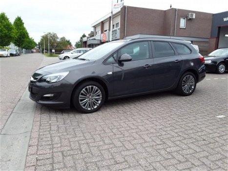 Opel Astra Sports Tourer - 1.4 TURBO EDITION - 1