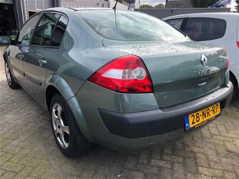 Renault Mégane - 1.6-16V Expression Basis b j 2004 1 Jaar A P k - 1