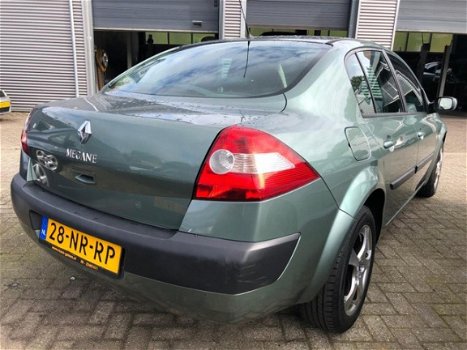 Renault Mégane - 1.6-16V Expression Basis b j 2004 1 Jaar A P k - 1