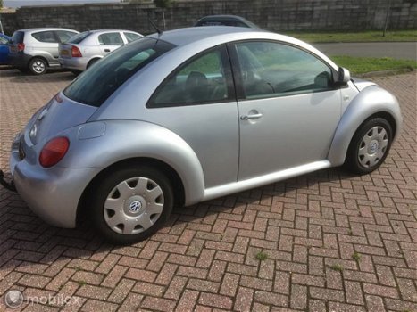 Volkswagen New Beetle - 2.0 Highline NW Apk 1250 € - 1