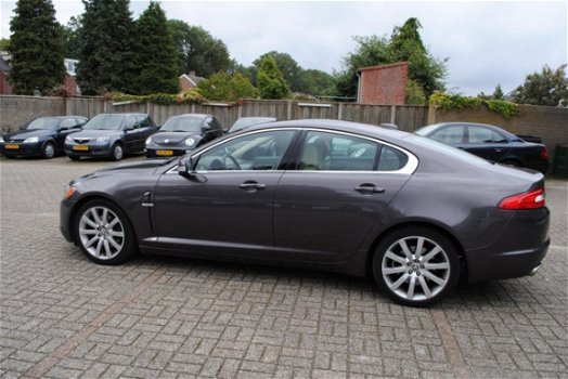 Jaguar XF - 2.7D V6 Premium Luxury - 1