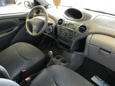 Toyota Yaris - 1.0-16V VVT-i YORIN 10-2001 168000km nwe.apk 1950 eu - 1