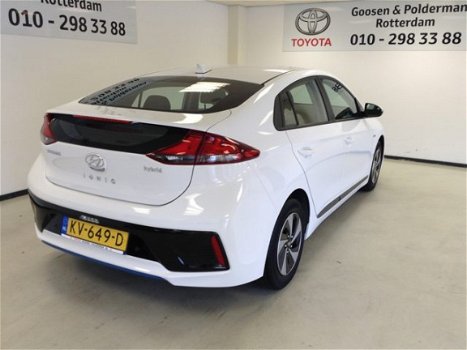 Hyundai IONIQ - 1.6 GDi i-Motion, camera, climate - 1