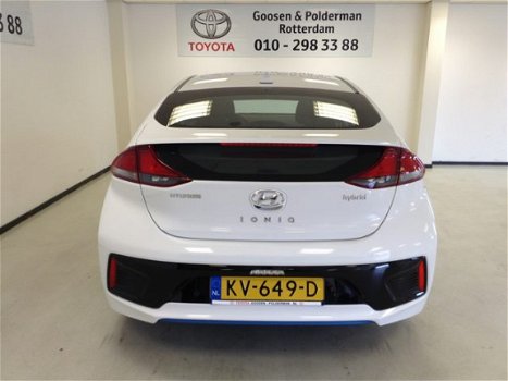 Hyundai IONIQ - 1.6 GDi i-Motion, camera, climate - 1