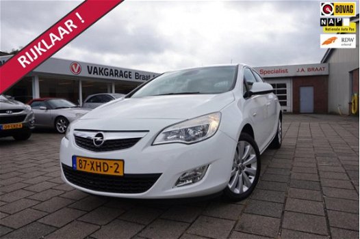 Opel Astra - 1.4 l CLIMA l CRUISE l LEDEREN/STOF l RIJKLAAR - 1