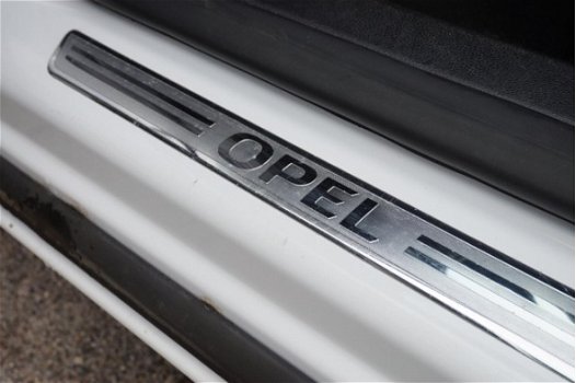 Opel Astra - 1.4 l CLIMA l CRUISE l LEDEREN/STOF l RIJKLAAR - 1