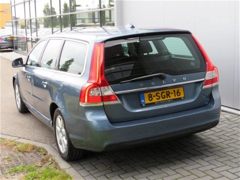 Volvo V70 - D2 NIEUWE D-riem Kinderzitjes Navi Airco PDC Bluetooth Cruise - 1