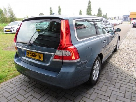 Volvo V70 - D2 NIEUWE D-riem Kinderzitjes Navi Airco PDC Bluetooth Cruise - 1