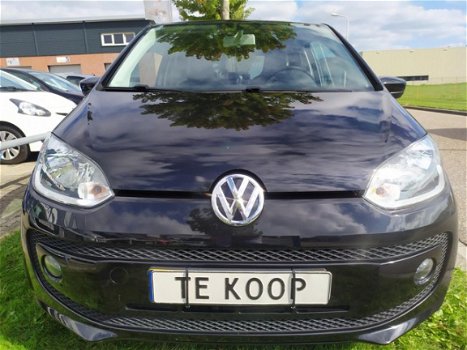 Volkswagen Up! - 1.0 high up BlueMotion -Luxe editie - Regensensor- Cruise- PDC- Airco- Navigatie - 1