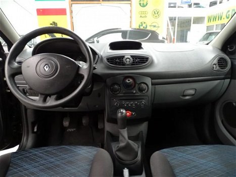 Renault Clio - 1.2-16V Authentique Stuurbekrachtiging Nap - 1