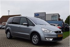 Ford Galaxy - 2.0-16V Ghia Limited 7 pers. | Trekhaak | Dealer onderhouden | Cruise | Climate contro