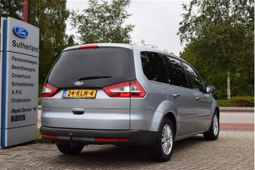 Ford Galaxy - 2.0-16V Ghia Limited 7 pers. | Trekhaak | Dealer onderhouden | Cruise | Climate contro - 1