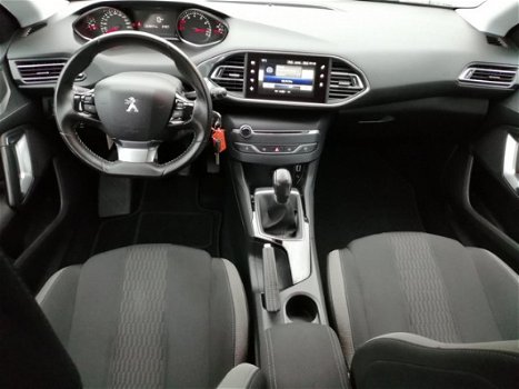 Peugeot 308 - 1.2 PureTech Style - 1