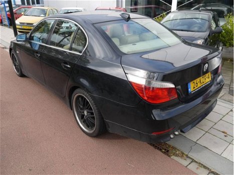 BMW 5-serie - 530d Sedan - Handgeschakeld - Leder - 1