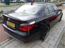 BMW 5-serie - 530d Sedan - Handgeschakeld - Leder