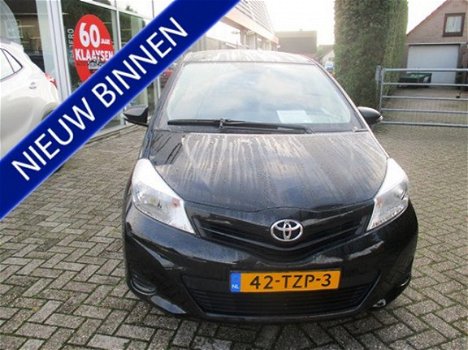 Toyota Yaris - 1.0 VVT-i Comfort 2e eigenaar | dealer NL auto | airco | 83.000 KM | trekhaak - 1