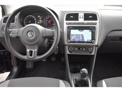 Volkswagen Polo - 1.2tsi Life Panorama Navi Bluetooth Cruise - 1