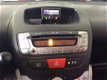 Toyota Aygo - 1.0 VVT-i 5D Now Airco - 1 - Thumbnail