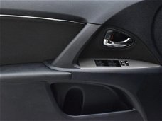 Toyota Avensis Wagon - 1.8 VVTi Dynamic Business Special | Trekhaak | Navigatie | Parkeersensoren