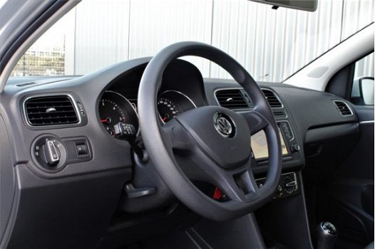 Volkswagen Polo - 1.4 TDI Comfortline NAVI CRUISE AIRCO - 1