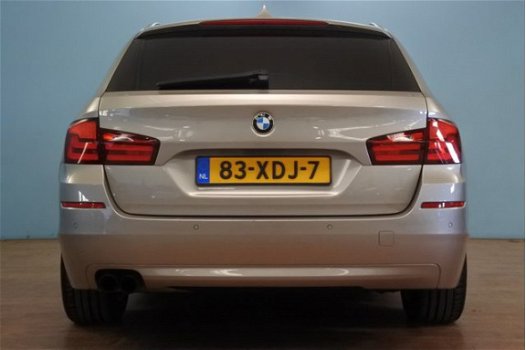 BMW 5-serie Touring - 520i High Executive AUTOMAAT - 1
