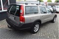 Volvo V70 Cross Country - 2.4 T - 1 - Thumbnail