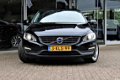 Volvo S60 - 1.6 T3 Momentum 150pk ✅NAP| Nw. type| Orig. NL| 1e eig.| Navi| Business Pack Pro| Winter - 1 - Thumbnail