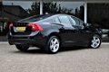 Volvo S60 - 1.6 T3 Momentum 150pk ✅NAP| Nw. type| Orig. NL| 1e eig.| Navi| Business Pack Pro| Winter - 1 - Thumbnail