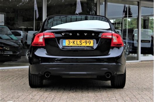 Volvo S60 - 1.6 T3 Momentum 150pk ✅NAP| Nw. type| Orig. NL| 1e eig.| Navi| Business Pack Pro| Winter - 1