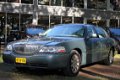 Lincoln Town Car - NL-Auto 6 PERSOONS - 1 - Thumbnail