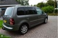 Volkswagen Touran - 2.0 TDI Highline - 1 - Thumbnail