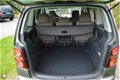 Volkswagen Touran - 2.0 TDI Highline - 1 - Thumbnail